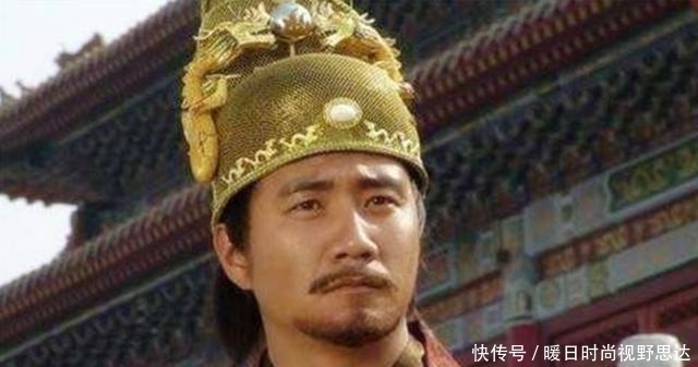  停下|徐达与朱元璋下棋，下到一半徐达突然停下，一看棋盘上出现两个字