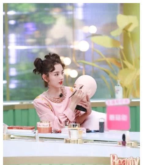  唐艺昕|宋祖儿自曝张若昀是自己的理想型，理由却让唐艺昕无法生气