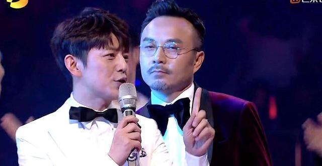 封神|因情商高曾被封神的主持人, 如今却在舞台上翻车, 节目口碑暴跌