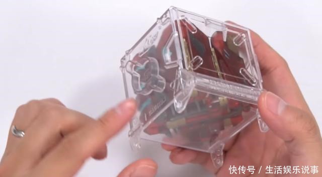 看着|一只小小的“变形金刚”,盒子能变成麻辣小龙虾,看着都馋人!