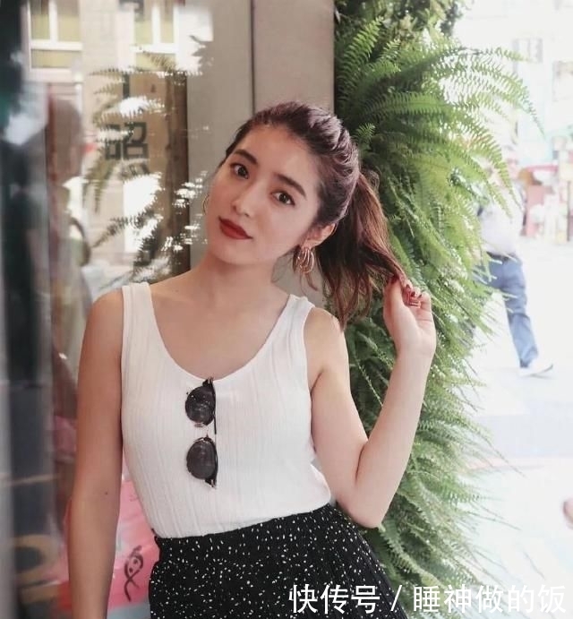 背心|一柜子衣服里，最常穿的居然是它