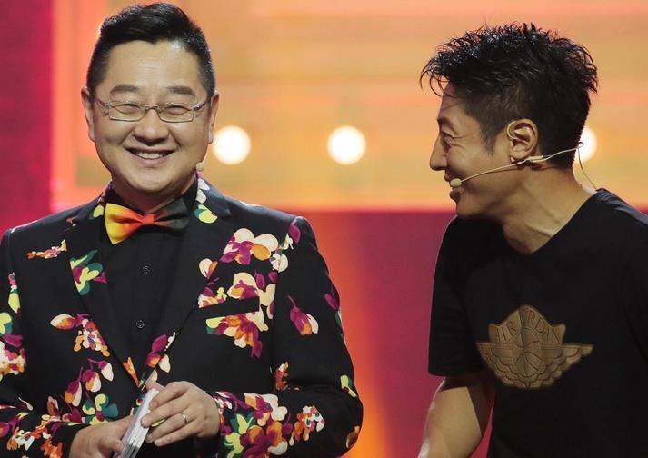 吐丝|《吐丝联盟》撒贝宁张绍刚十年后首同台,张绍刚真是越来越潮了!