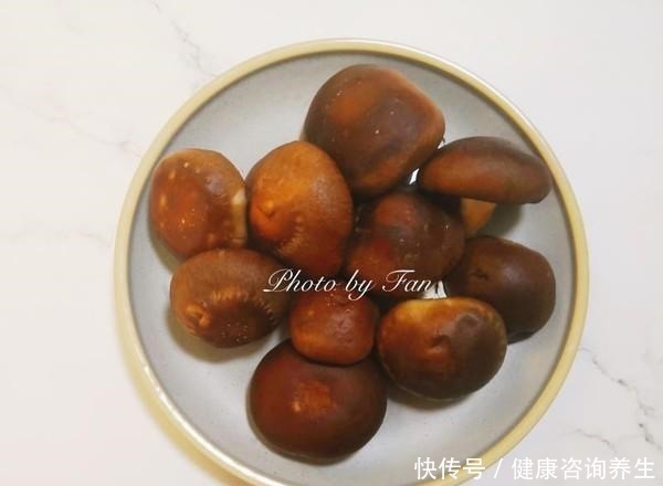 鸡汤|别再单纯的炖鸡汤了,这样做出来鸡汤更具有营养,家里人都抢着吃