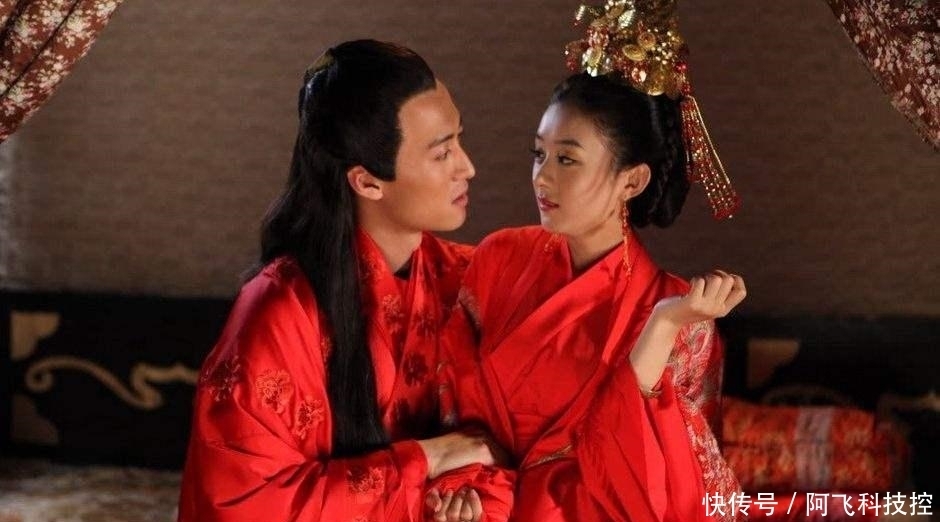 老子天下第|上联: “春宵一刻值千金”, 下联才是经典之句, 很多人却没听过