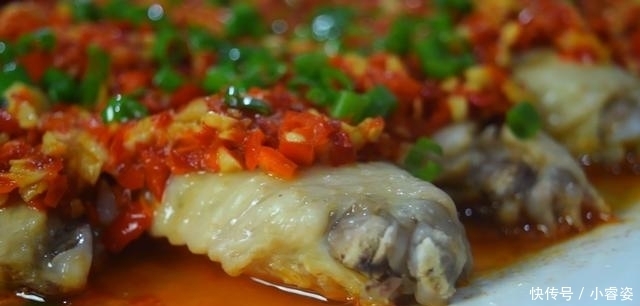 香辣|剁椒鸡翅最好吃的做法,简单美味香辣下饭,看看你喜欢吃不?