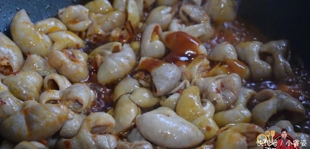  猪大肠|猪大肠最好吃的做法，简单美味，香辣下饭，看看你喜欢吃不？