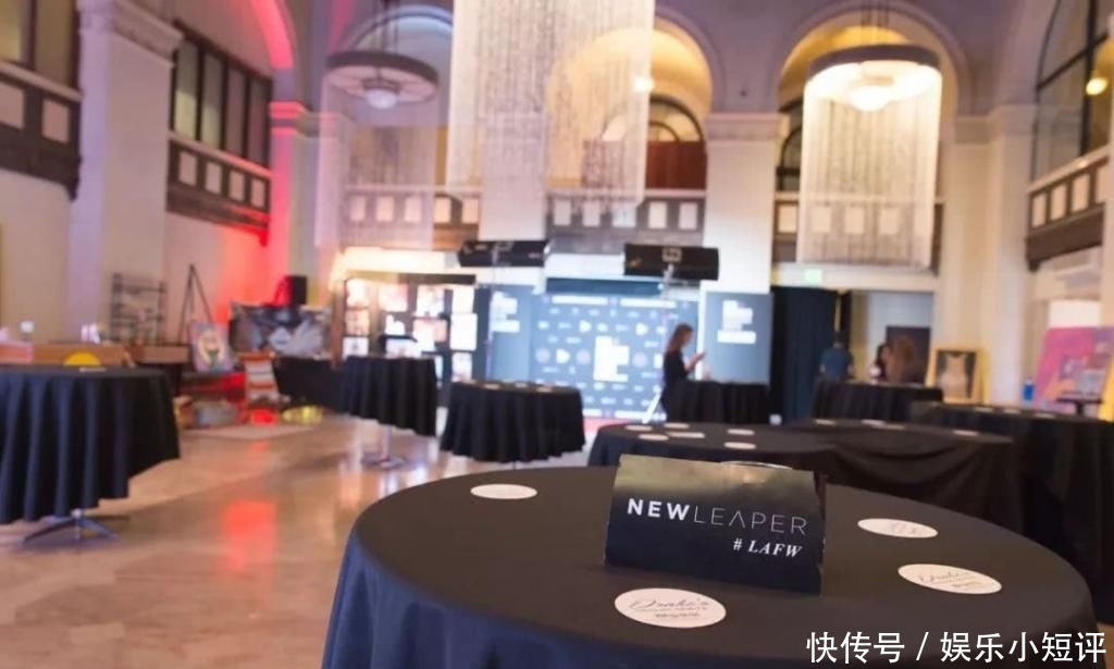 seating的工作|时装周实习生如何应付那些来看秀的“妖魔鬼怪”?