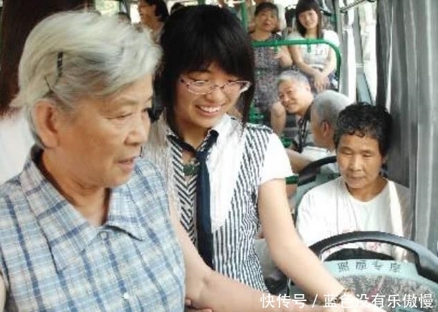 些老人|为什么越来越多的人不给老人让座了? 听听常搭公交的老人家怎么说