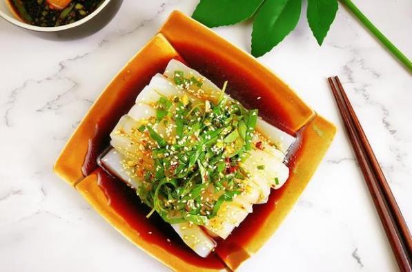  方法|想吃凉粉不用买，在家就能做，方法和配方比例教给你，5元做一锅