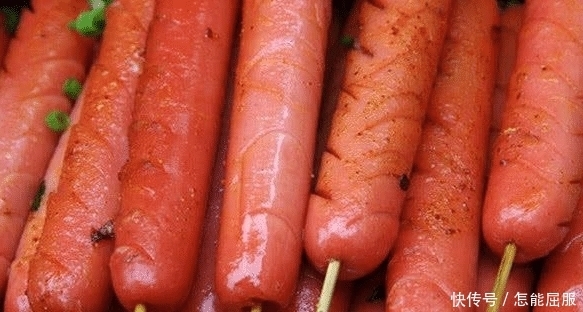 火锅店|自从看见制作过程, 就“无法下咽”的4种食物, 辣条排第一!