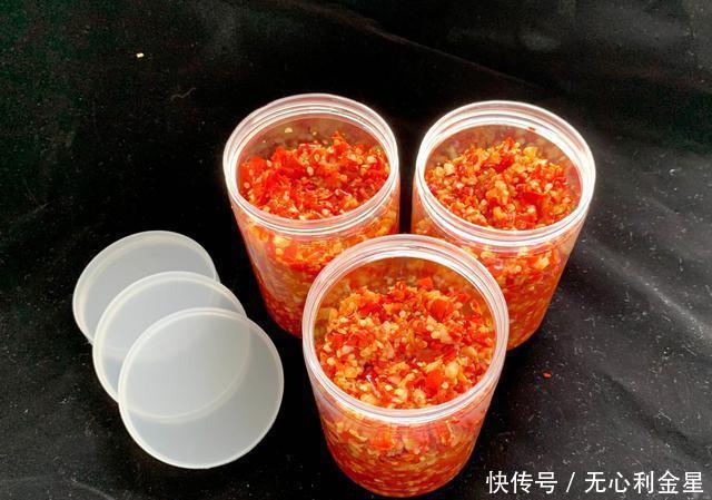 劣质的小米|68岁大叔靠摆地摊卖辣椒酱,养活一家5口,向他讨教配方分享出来