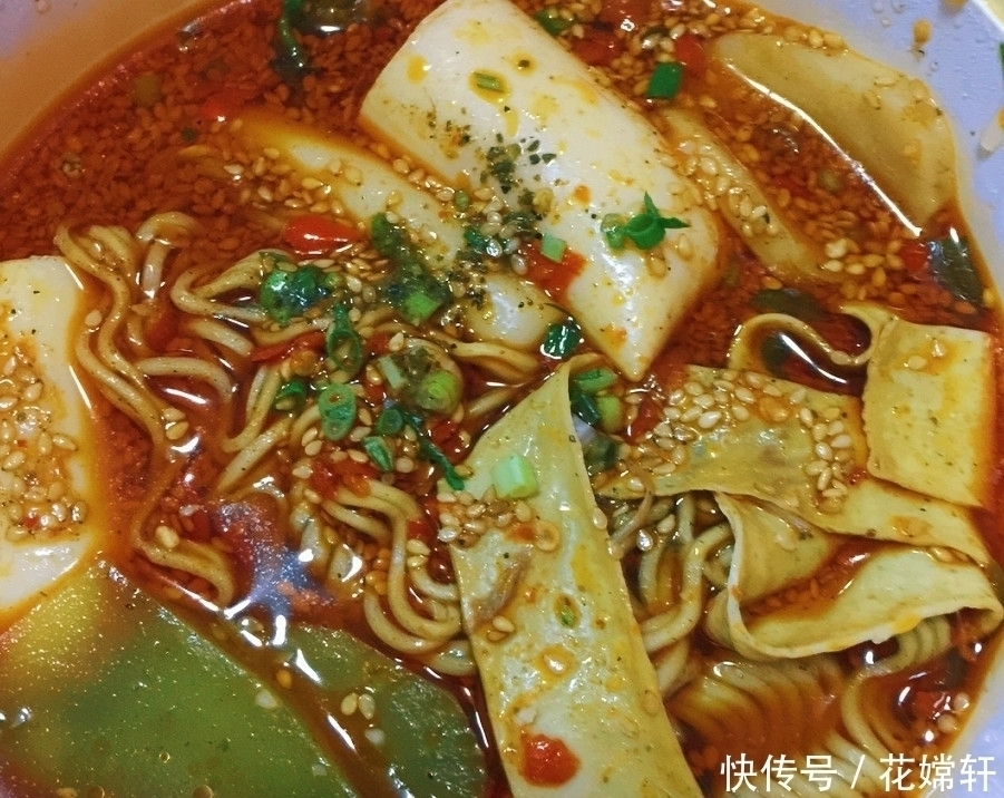 泡面|宁可不吃康师傅,也不能错过的几款泡面,网友“怒赞”必须拔草