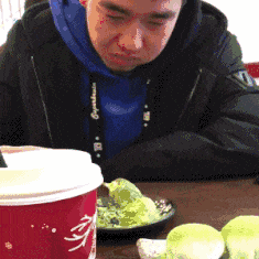  阴影|搞笑GIF：求他们爸妈的心理阴影面积