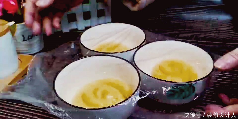 烤箱|没有模具和烤箱,在家也能做面包,教你做小碗蒸面包