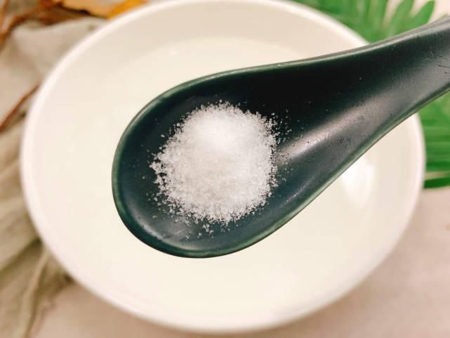 冰箱|吃不完的咸鸭蛋，千万别直接放冰箱大厨教您一招，放1年都新鲜