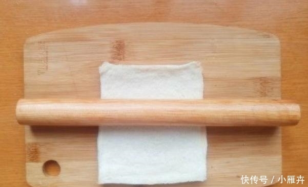 香蕉|一款精致早餐卷,紫薯香蕉加吐司,卷一卷切一切就完成