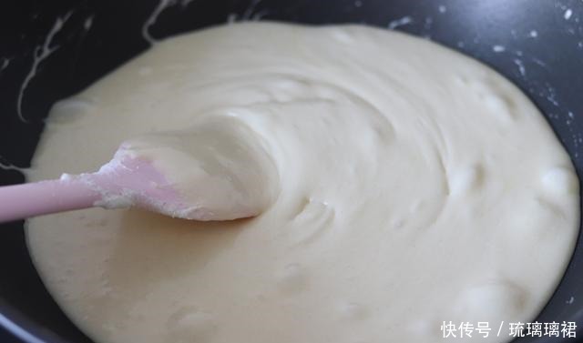 牛轧糖|自制年味糖果,料超足,吃腻了奶香牛轧糖,来试试这个口味吧