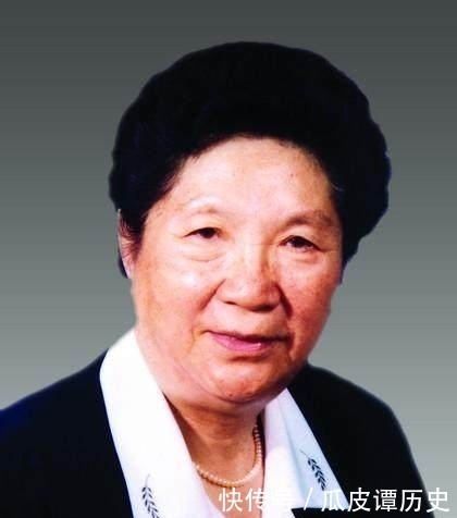 总理|她是中国第二位女副总理,八路军第一位女参谋,你知道她是谁吗?