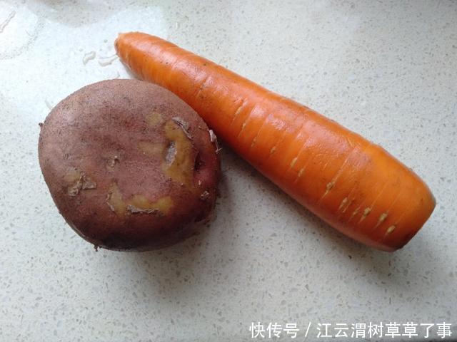 简单|香煎土豆饼这样做,操作简单又好吃,我一顿能吃5个