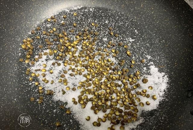 抢光|鸡腿的新吃法,不放油不放水,没想到这么好吃,上桌就抢光