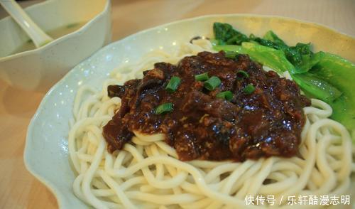 制作|4种北方“著名”面条,炸酱面登榜,最后1种已经“跌落神坛”