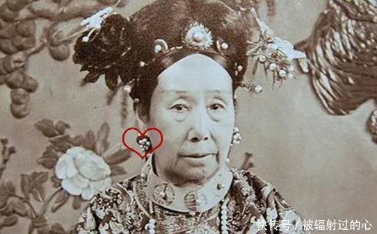 婢女|清朝妃子身边婢女无数,为何都是自己摘耳环,慈禧也不例外!