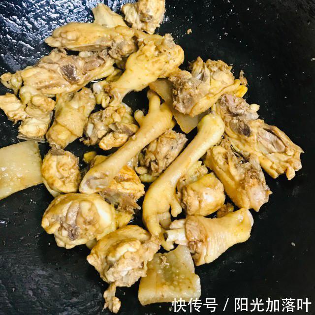 板栗|板栗烧鸡,透着屏幕都流口水