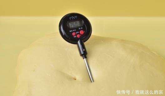 高筋面粉|特级红豆餐包,外酥内软,搭配甜而不腻的红豆馅,最适合拿来解馋