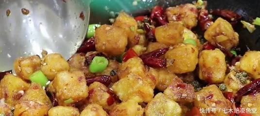 南瓜|南瓜的新吃法,保证让你吃一次还想吃,比吃红烧肉都上瘾