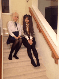 兄弟|搞笑GIF:兄弟,先把刀收起来,我就是过来看看