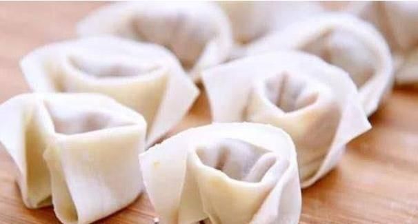 老外|老外认为最“抠门”的中国美食,肉馅少到看不见,却很多人爱吃