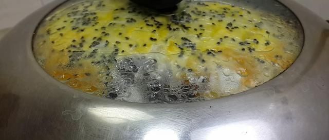 豆包|半斤红豆,1斤面粉,不用烤箱,教你做创意红豆包,比发糕还好吃