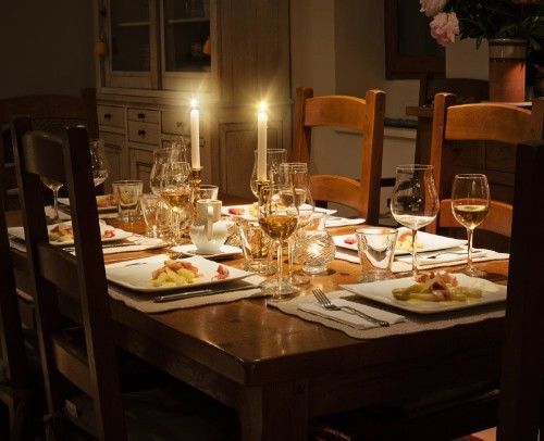 经历|吃饭时，最招人烦的5种行为，旁边气得想撵人，你经历过吗