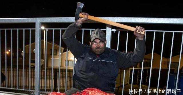 挥霍一空|19岁中奖8500万开始纸醉金迷，10年后挥霍一空，如今破产当工人！