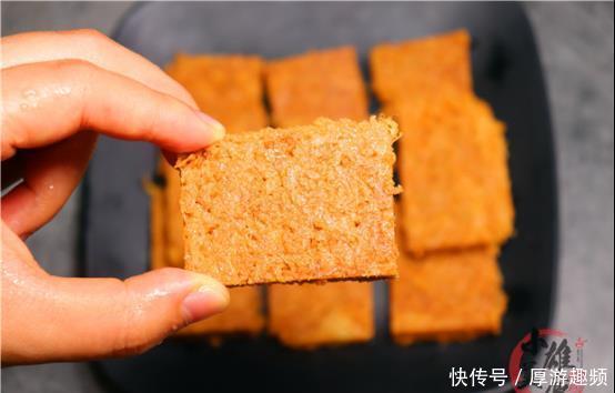 可惜|把鸡蛋放油锅里炸,它是一道有名的小吃,还不知道可惜了,真香