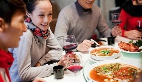  啥意思|饭局上领导让你“加菜”啥意思别说“好的”，高人都懂3个礼数