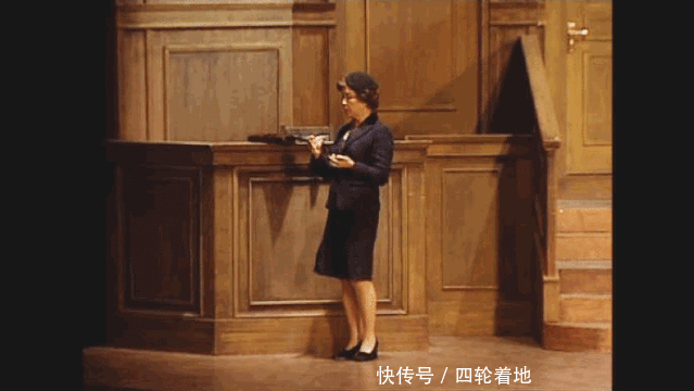 装饰|在阿加莎的剧本里成长,上海夫妻用“凶器”道具装饰家