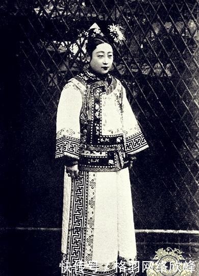 克勤郡王|清朝的王爷和福晋老照片:图二是慈禧的亲妹妹