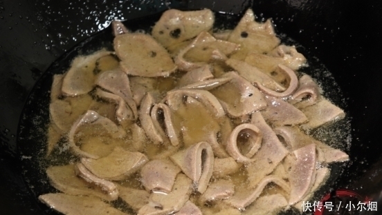 去除|不管猪肝怎么做,这一步万万要有,去除毒素,口感嫩滑还不腥