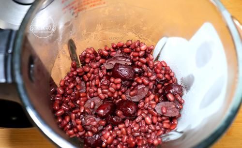  豆沙|豆沙馅别再买了，教你在家做，1斤红豆出3斤豆沙，比买的好吃10倍