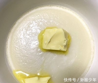  爆浆|#网红美食我来做#Q弹麻薯巧克力爆浆小蛋糕