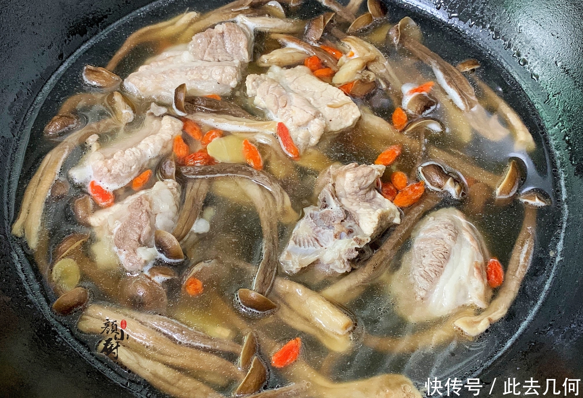  味道|立秋后，遇到此食材别手软，煲汤喝味道清甜，比豆浆牛奶还营养