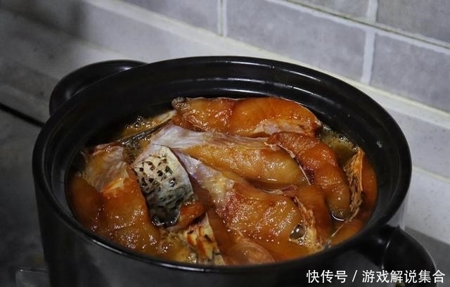 金针菇|立秋后要多吃鱼,肉质鲜嫩而不腥,一腌一焖,专治秋燥食欲不振