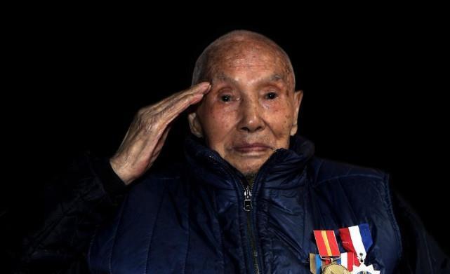岁才|这位老兵,因为战争,离家近80年,101岁才回家,让人敬佩