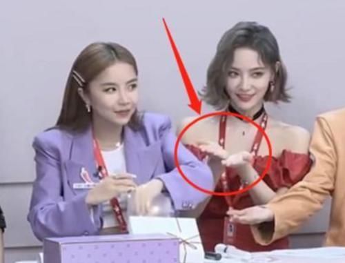 让人|THE9直播意外不断,虞书欣冷落赵小棠,安崎“无视”许佳琪索求