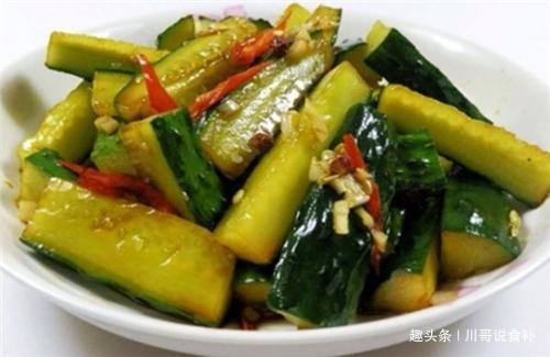  黄瓜|腌黄瓜，只需多加这一步，腌出的黄瓜又脆又绿，放半年也不坏