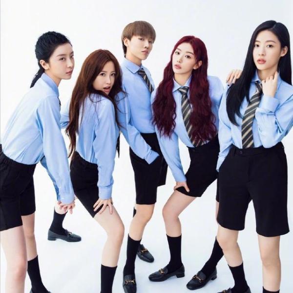  选手|《青春有你2》开全麦，虞书欣实力原形毕露，成员都被质疑