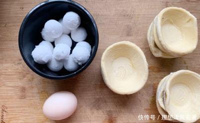 汤圆|酥脆可口的爆浆汤圆,芝麻鸡蛋汤圆三合一,好吃得不得了