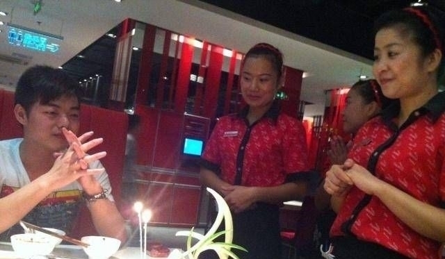 海底|吃海底捞时,最让服务员讨厌的四种顾客,网友第三种我受不了