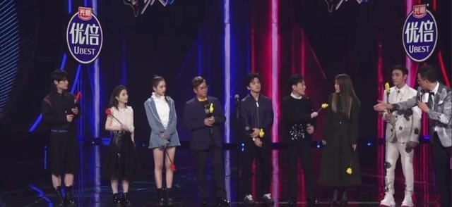  现场|冯提莫业务能力有多强发布会现场猜歌，被誉为中华小曲库